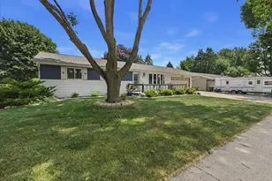 613 Whitehall Dr, Madison, WI 53714 - Photo 7