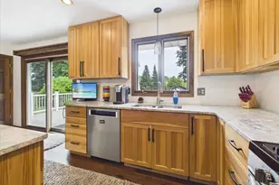 613 Whitehall Dr, Madison, WI 53714 - Photo 55