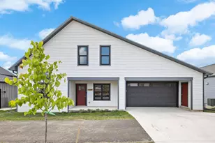 129 Lupine Ave, Poynette, WI 53955 - Photo 1