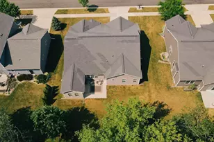 9523 Lost Pine Trail, Verona, WI 53593 - Photo 3