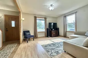 98 E Commerce St, Cambria, WI 53923 - Photo 3