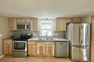 98 E Commerce St, Cambria, WI 53923 - Photo 13