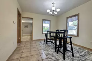 98 E Commerce St, Cambria, WI 53923 - Photo 9