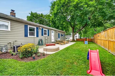 300 Leonard Street, Watertown, WI 53098 - Photo 5
