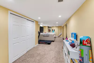 300 Leonard Street, Watertown, WI 53098 - Photo 33