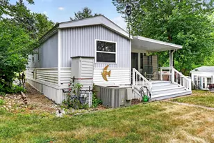 470 Skyline Dr, Edgerton, WI 53534 - Photo 5