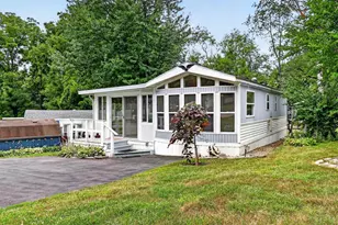 470 Skyline Dr, Edgerton, WI 53534 - Photo 3