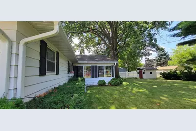1133 N Claremont Drive, Janesville, WI 53545 - Photo 5