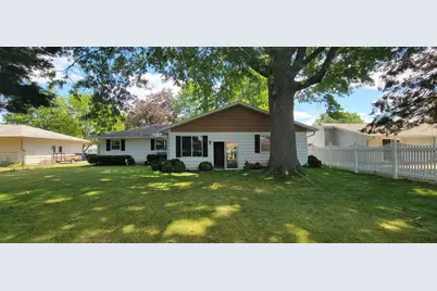 1133 N Claremont Drive, Janesville, WI 53545 - Photo 3