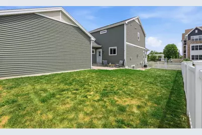 3062 Pleasant Street, Sun Prairie, WI 53590 - Photo 27