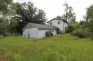 10005 Badger Dr, Amherst, WI 54406 - Photo 3