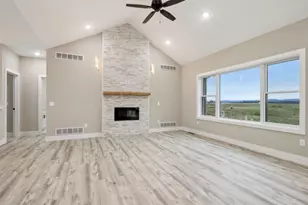 228 Falcon Ct, Sauk City, WI 53583 - Photo 7