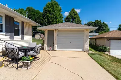 624 Kelly Street, Sun Prairie, WI 53590 - Photo 13