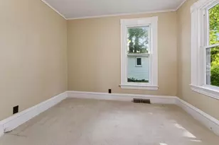 320 E Holton St, Tomah, WI 54660 - Photo 9