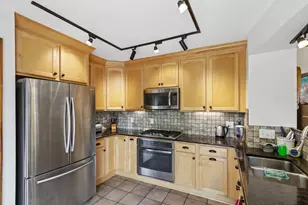 4807 Monona Dr, Monona, WI 53716 - Photo 9