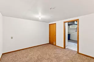 6215 River Rd, DeForest, WI 53532 - Photo 35