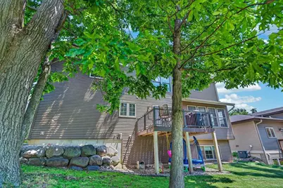 1714 Sawtooth Lane, Madison, WI 53719 - Photo 9