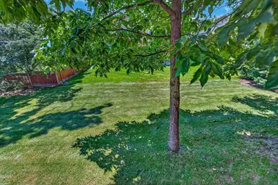 1714 Sawtooth Lane, Madison, WI 53719 - Photo 15
