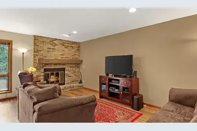 2601 Muir Field Road, Madison, WI 53719 - Photo 9