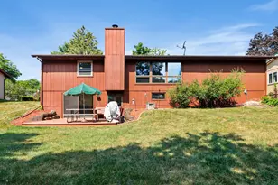 2601 Muir Field Rd, Madison, WI 53719 - Photo 3