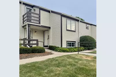 1 Creekside Way #9, Madison, WI 53717 - Photo 3