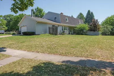 5201 Trafalger Place, Madison, WI 53714 - Photo 3