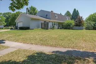 5201 Trafalger Pl, Madison, WI 53714 - Photo 3