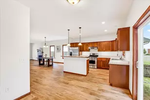 360 S Goldenrod Dr, Sun Prairie, WI 53590 - Photo 25