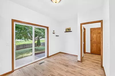 360 S Goldenrod Drive, Sun Prairie, WI 53590 - Photo 25