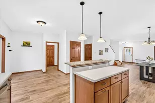 360 S Goldenrod Dr, Sun Prairie, WI 53590 - Photo 23