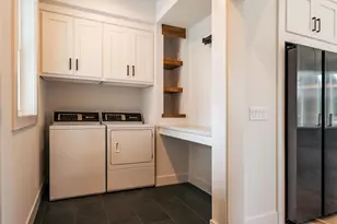 6624 Covered Bridge Trail, Sun Prairie, WI 53590 - Photo 33