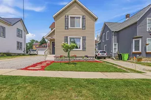 206 4th St, Beaver Dam, WI 53916 - Photo 1