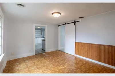 307 E Marion Street, Portage, WI 53901 - Photo 9