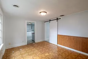 307 E Marion St, Portage, WI 53901 - Photo 9
