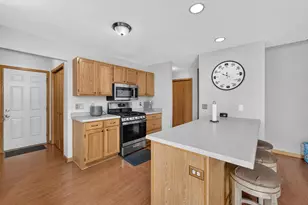 104 Woodview Dr, Cottage Grove, WI 53527 - Photo 11