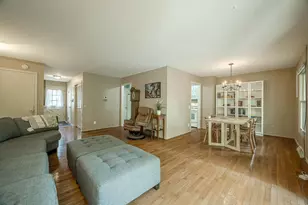 22 Whitcomb Cir, Madison, WI 53711 - Photo 7