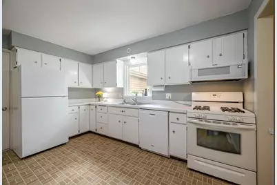 22 Whitcomb Circle, Madison, WI 53711 - Photo 11