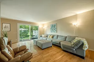 22 Whitcomb Cir, Madison, WI 53711 - Photo 5