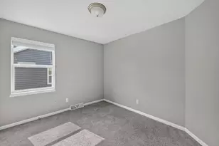 5852 Tranquility Trl, Madison, WI 53718 - Photo 17