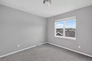 5852 Tranquility Trl, Madison, WI 53718 - Photo 15
