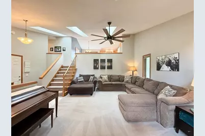 1063 N Thompson Road, Sun Prairie, WI 53590 - Photo 7