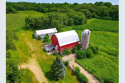17438 W Finneran Road, Janesville, WI 53536 - Photo 5