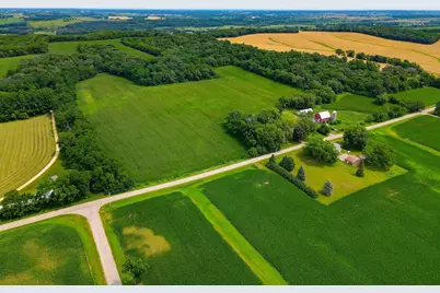 17438 W Finneran Road, Janesville, WI 53536 - Photo 7