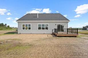 1421 Stonehaven Dr, Sun Prairie, WI 53590 - Photo 5