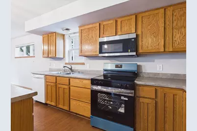 710 North Star Drive, Madison, WI 53718 - Photo 5