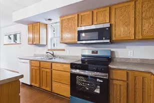 710 North Star Dr, Madison, WI 53718 - Photo 5