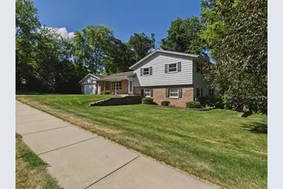 784 N Musket Ridge Drive, Sun Prairie, WI 53590 - Photo 5