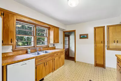 1821 Morgan Terrace, Beloit, WI 53511 - Photo 15