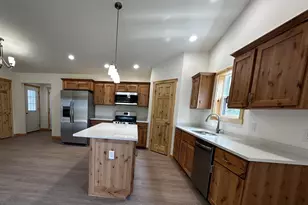 328 Brooke Cir, Montello, WI 53949 - Photo 5