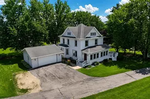 607 Dodge St, Mineral Point, WI 53565 - Photo 7